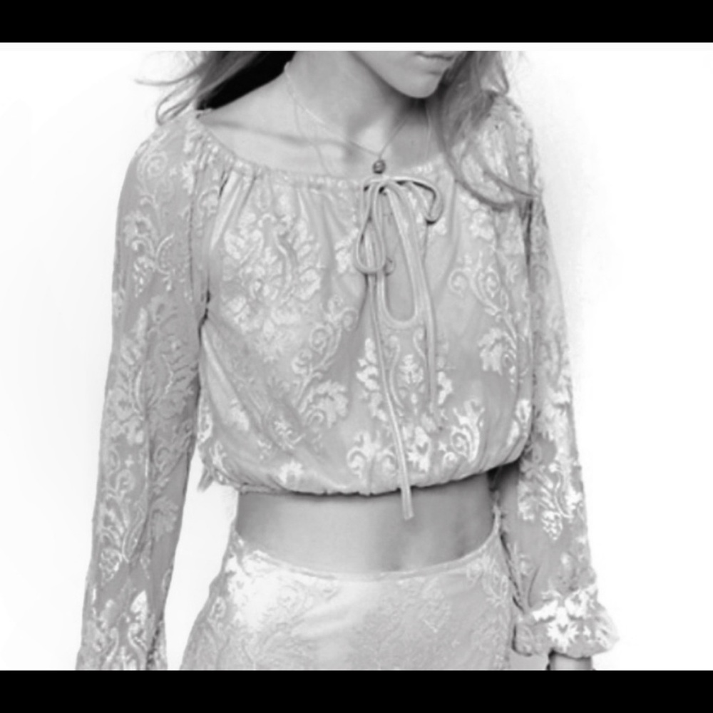 NWT Honey Punch boho crop blouse w sheer lace overlay